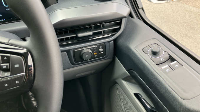 Ford Transit Custom 320 L1 Diesel Fwd 2.0 EcoBlue 150ps H1 Van Sport - Image 39